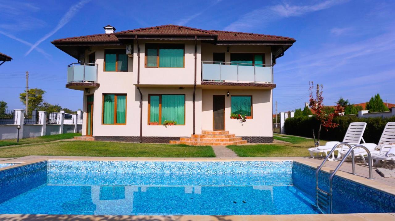 Вила Помело - Family Villa Pomelo Bŭlgarevo Exterior foto